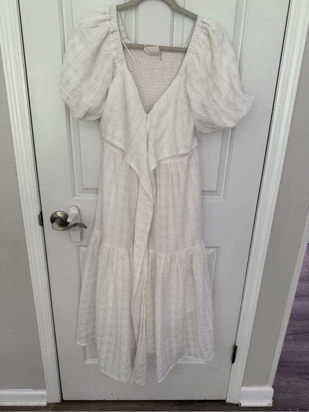 Tuckernuck Women's White Puff Sleeve Midi Dress - Elegant Summer Style